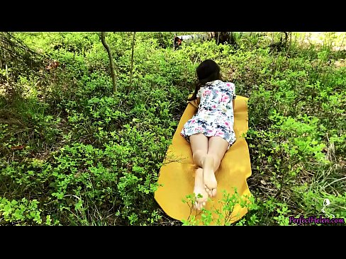 ❤️ Stranac na Tinderu masturbira moju macu i strastveno jebe u šumi ❤️ Porno video kod nas ❌️
