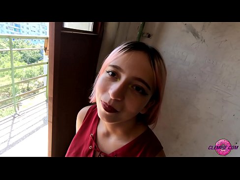 ❤️ Student Sensual siše stranca u zaleđu - sperma mu na licu ❤️ Porno video kod nas ❌️